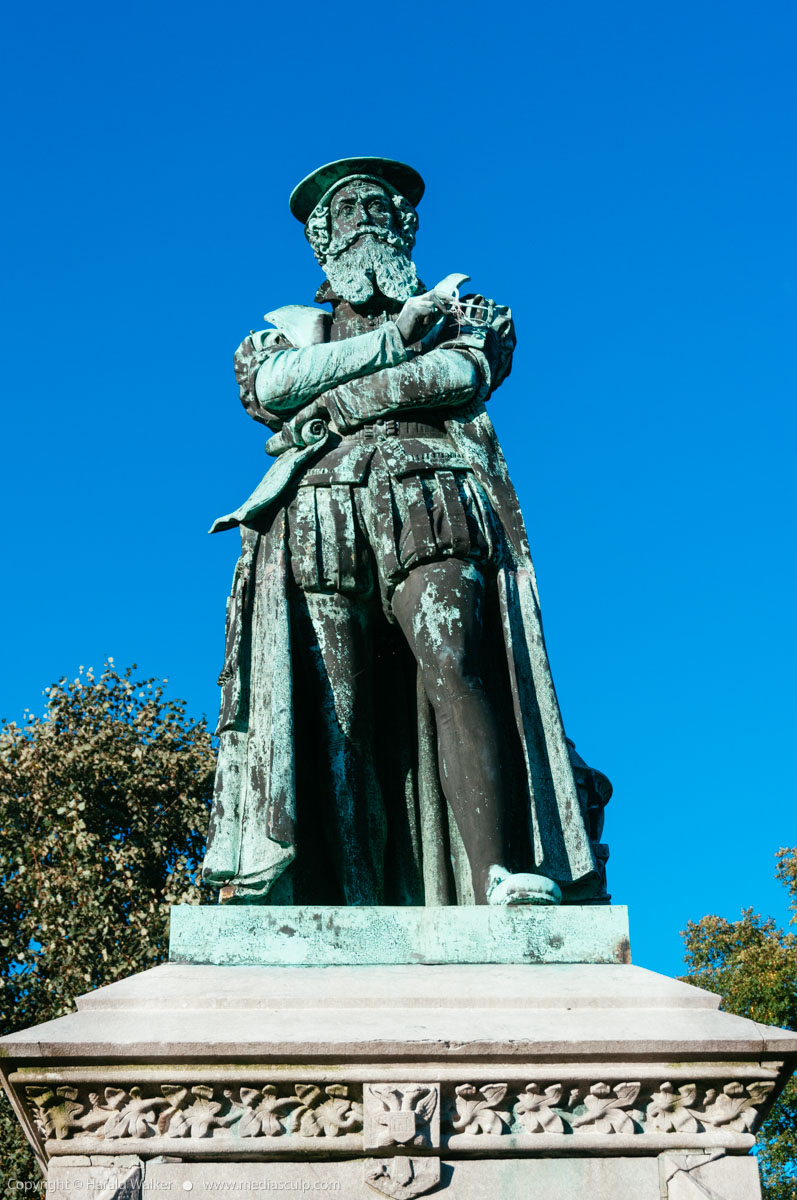 Stock photo of Mercator statue in Rupelmonde