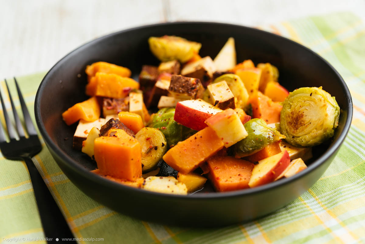 Stock photo of Winter vegetable skilled with apple and tofu