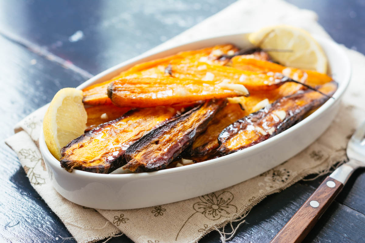 Stock photo of Baked carrots with garlic and lime
